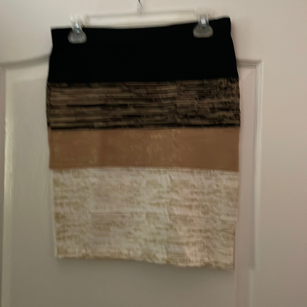 Women’s skirt